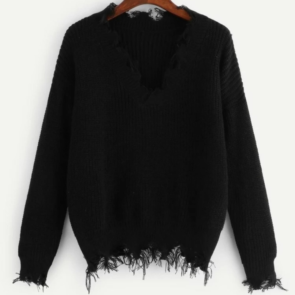 fray black sweater for fall